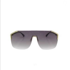 •Be Retro• Oversized Sunnies Sunnies